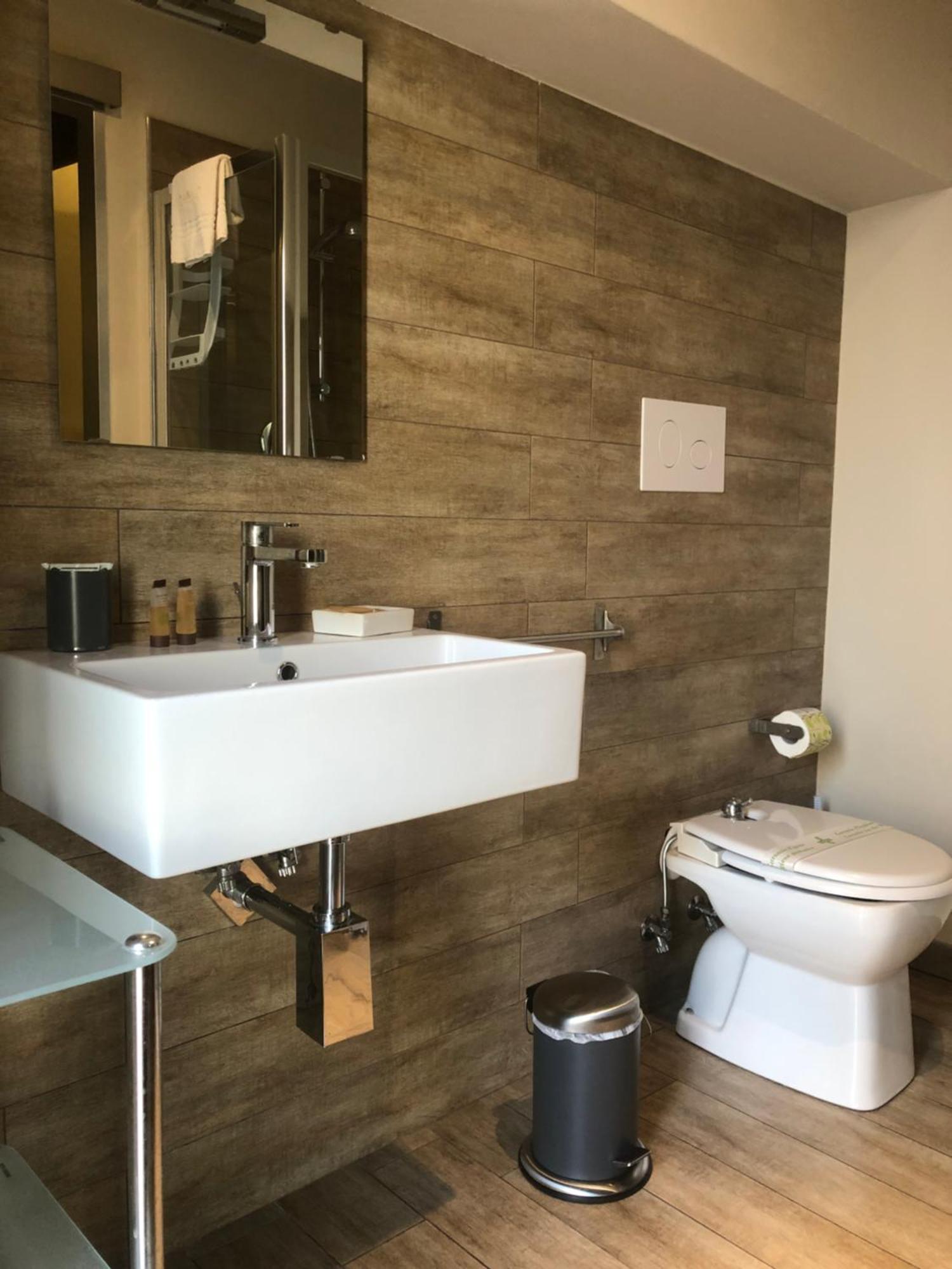クレモナ Residenza Solferinoアパートホテル エクステリア 写真