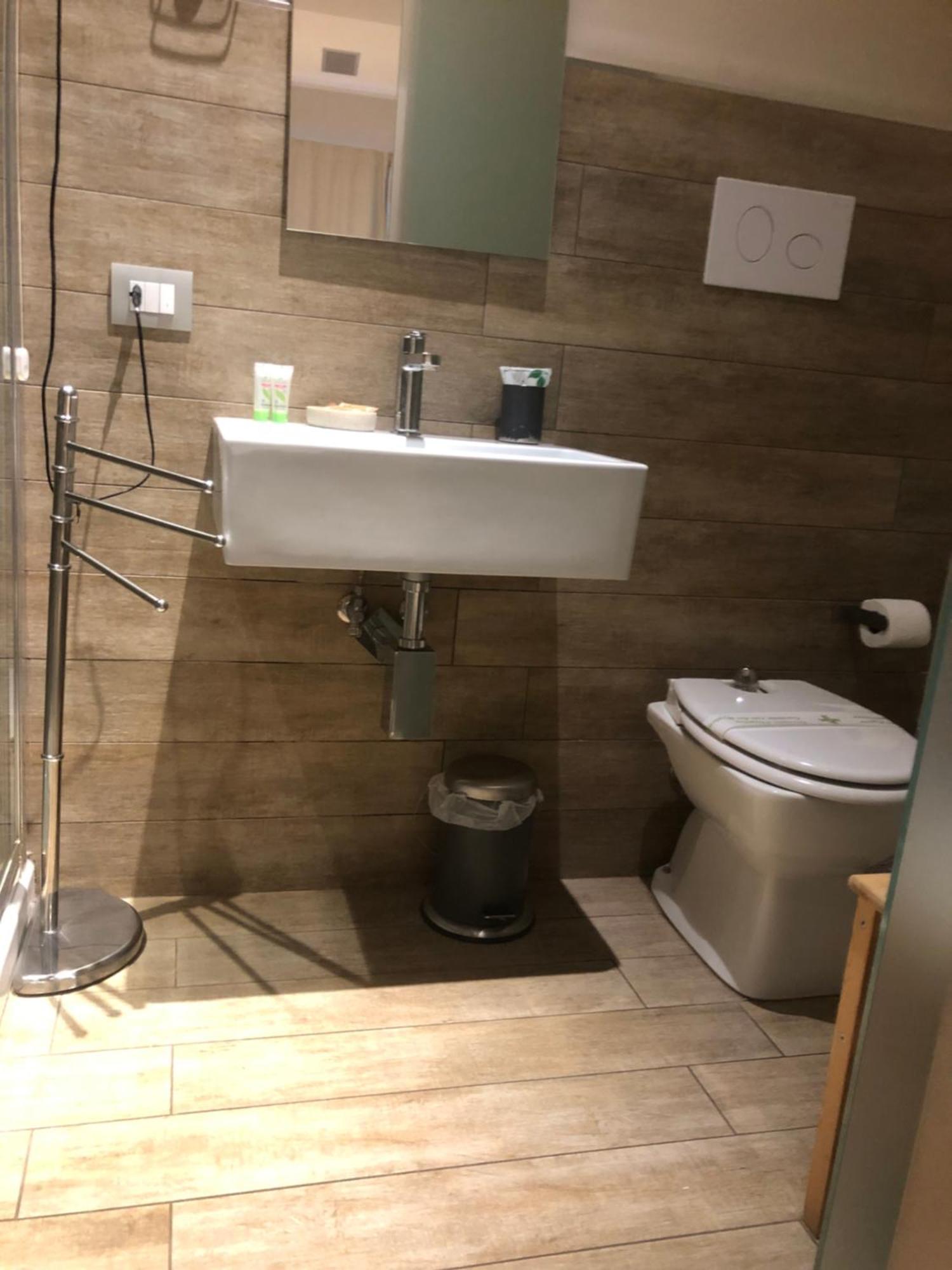 クレモナ Residenza Solferinoアパートホテル エクステリア 写真